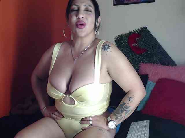 Melanie-Foxx webcam