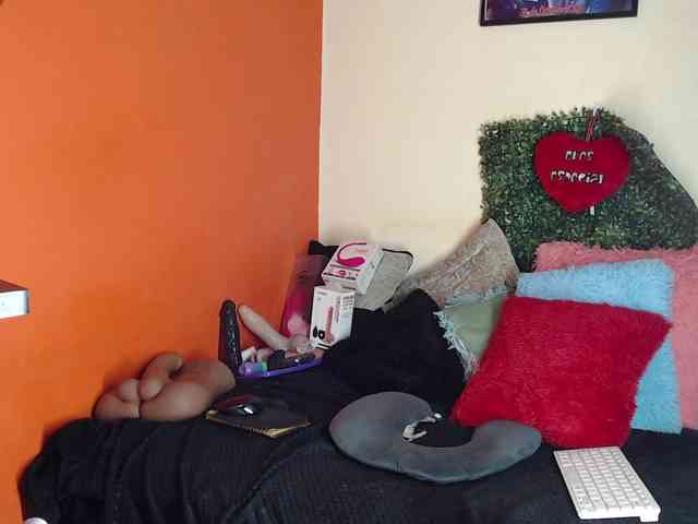 Melanie-Foxx webcam