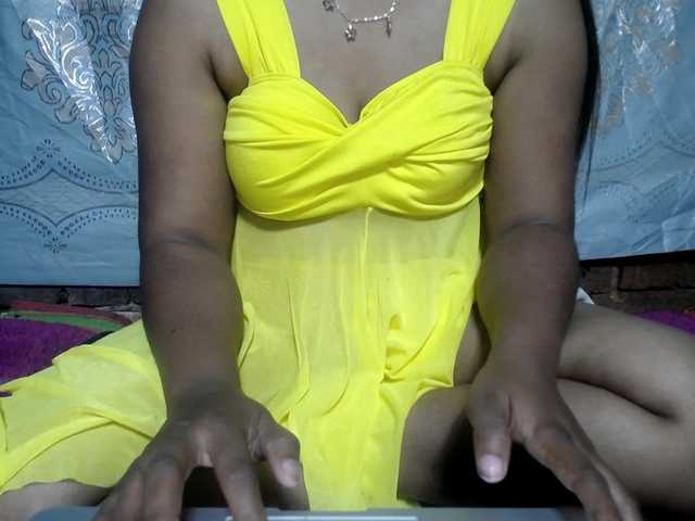 Sex chat gratuit in direct cu jenniella pe BongaCams