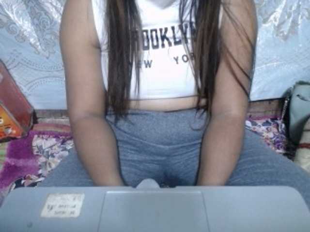 jenniella live cam on BongaCams