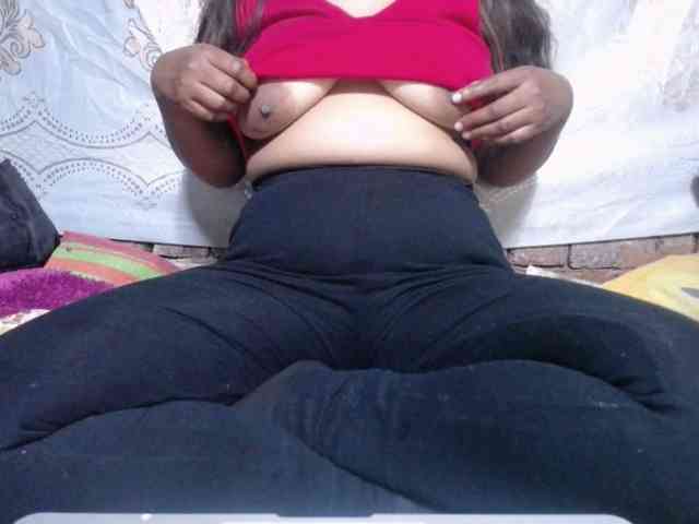 jenniella webcam