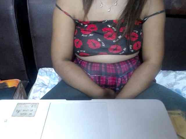 jenniella webcam