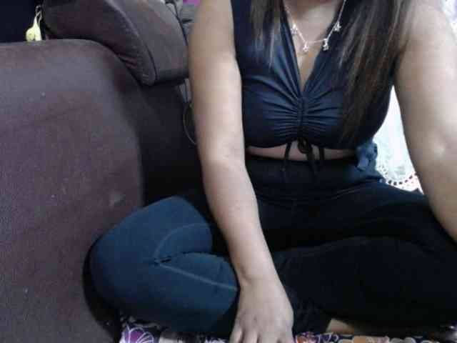 jenniella webcam