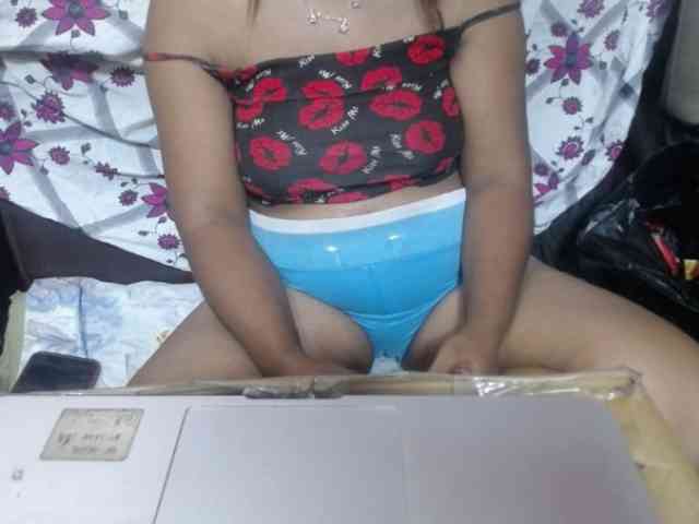 jenniella webcam