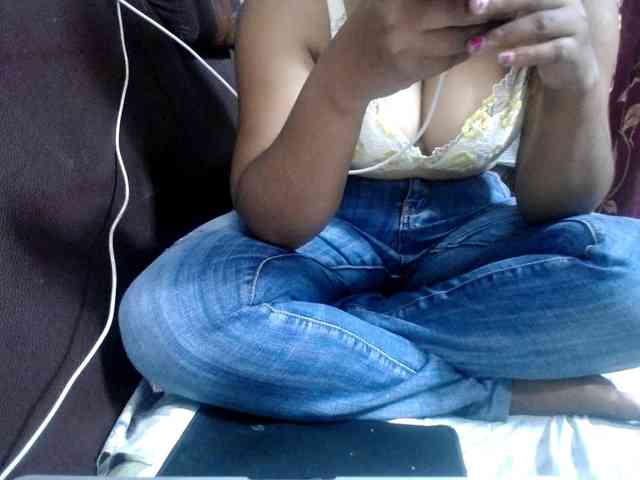 jenniella webcam