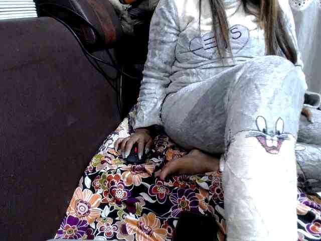jenniella webcam