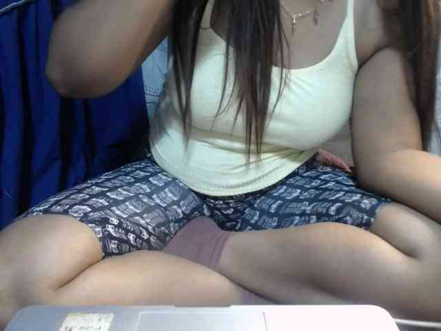 jenniella webcam