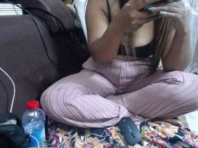 jenniella webcam