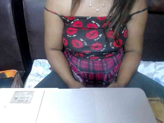 jenniella webcam