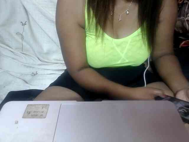 jenniella webcam