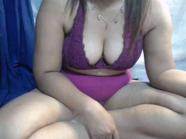 jenniella webcam