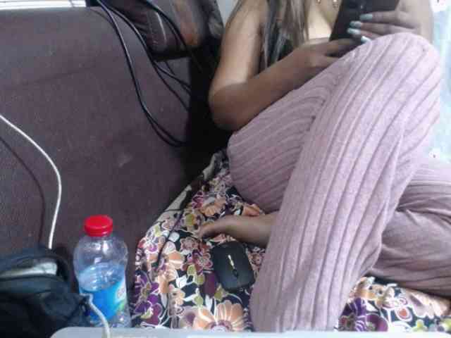 jenniella webcam