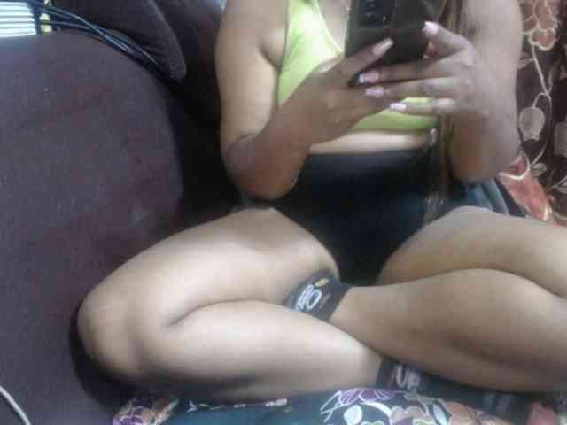 jenniella webcam