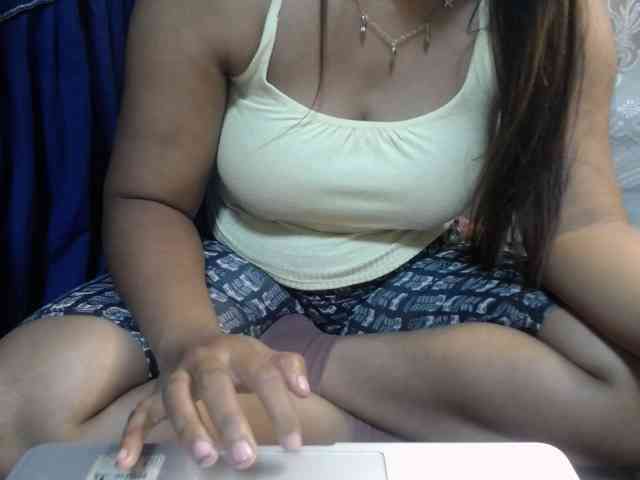 jenniella webcam