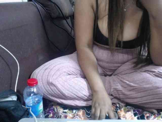 jenniella webcam