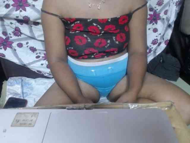 jenniella webcam