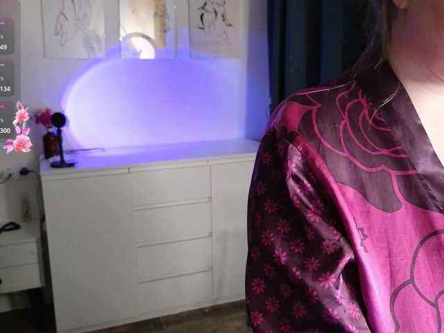 WhyNotAnya live webcam show