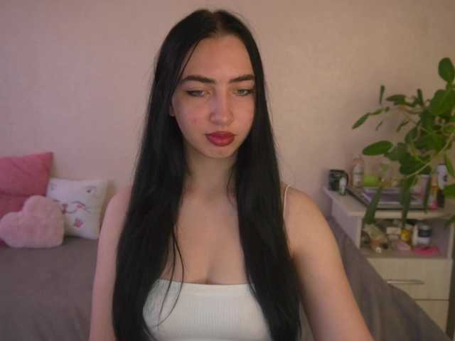WildKittenX live webcam show