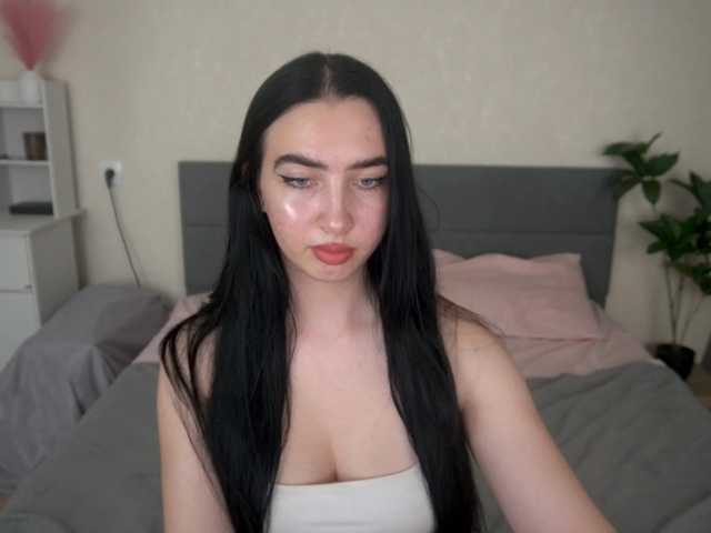 WildKittenX, en directo ahora en BongaCams