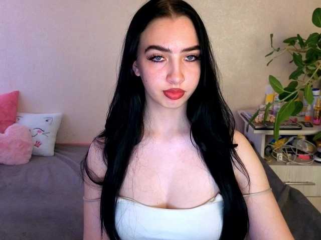 wildkittenx cam belle
