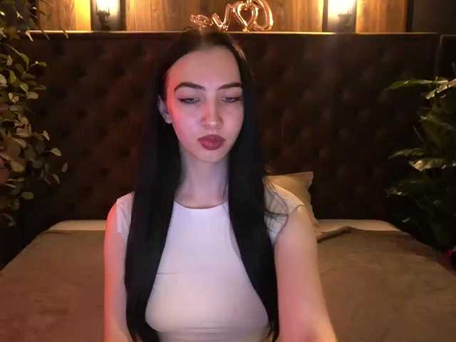 WildKittenX live cam