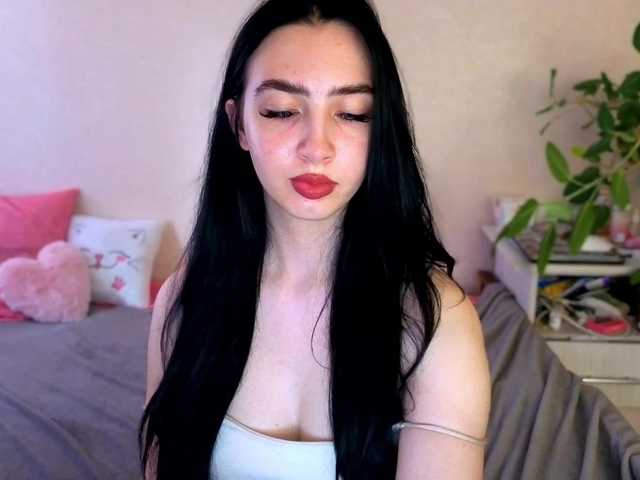 WildKittenX live cam