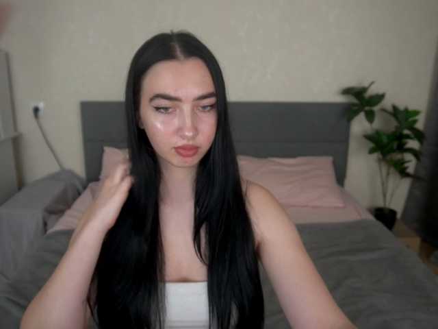 WildKittenX live cam preview
