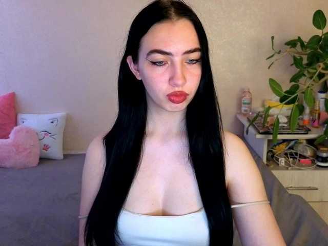 WildKittenX live cam on BongaCams