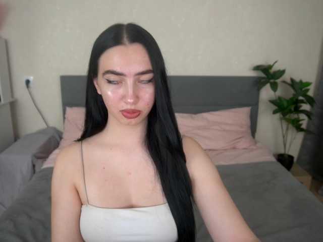 WildKittenX live cam preview