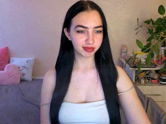 wildkittenx cam belle