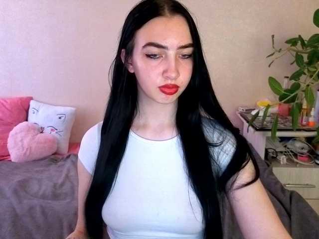 WildKittenX live cam