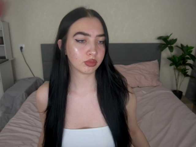 WildKittenX live cam preview