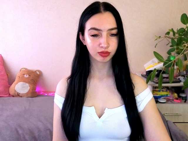 WildKittenX live cam