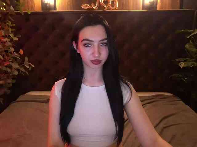 WildKittenX webcam