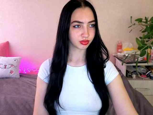 WildKittenX webcam