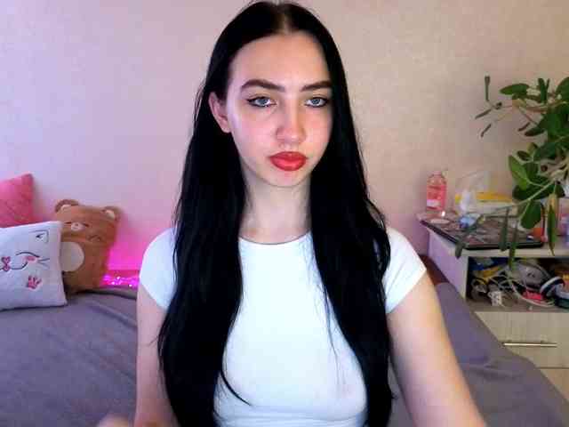 WildKittenX webcam