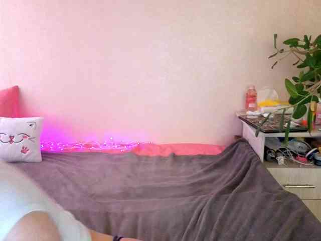 WildKittenX webcam