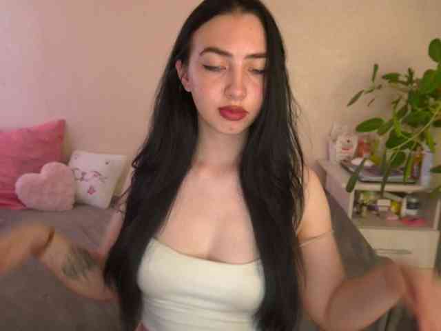 WildKittenX webcam