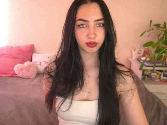WildKittenX webcam