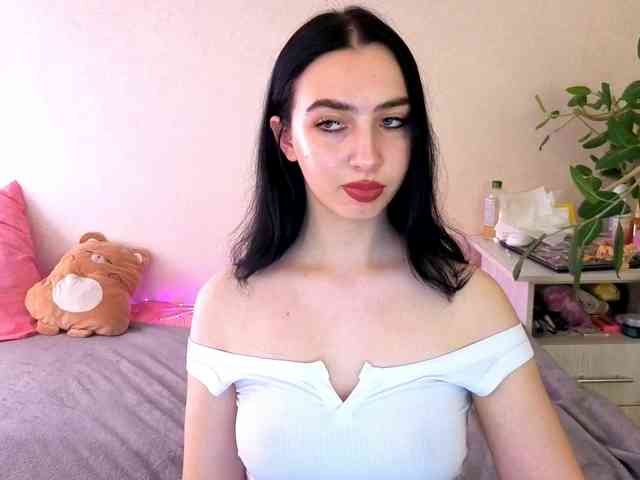 WildKittenX webcam