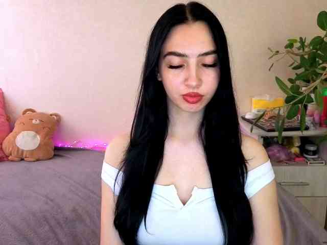WildKittenX webcam