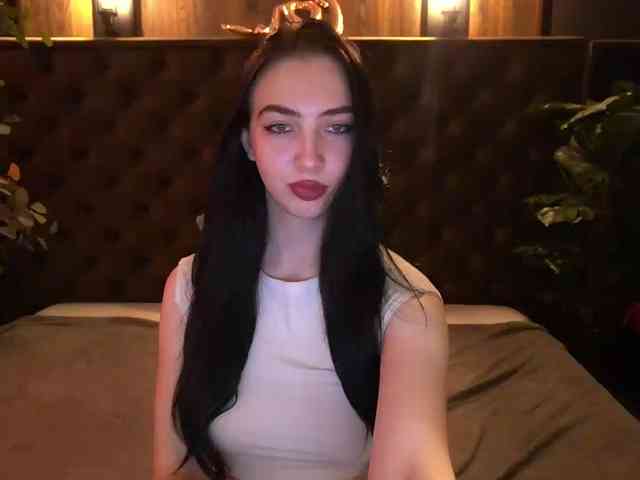 WildKittenX webcam