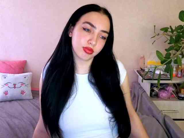 WildKittenX webcam