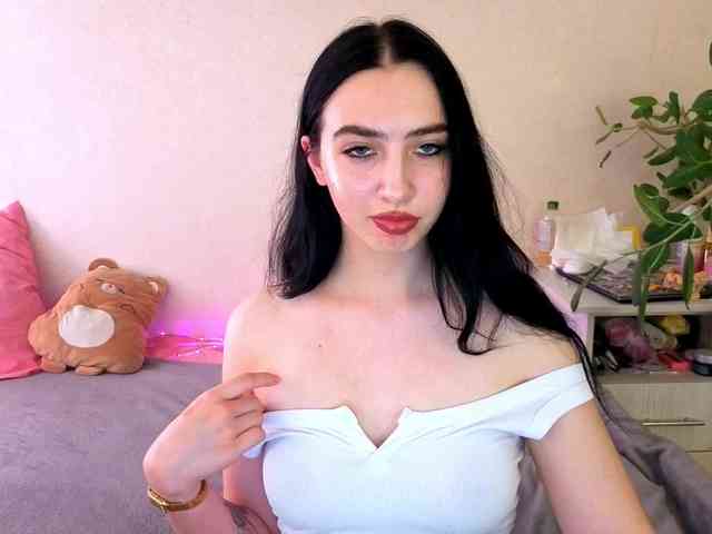 WildKittenX webcam