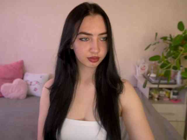 WildKittenX webcam