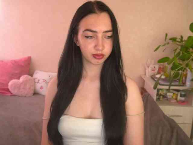 WildKittenX webcam