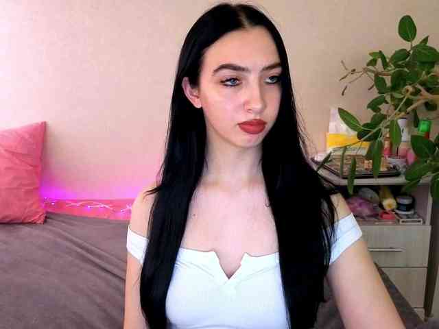 WildKittenX webcam