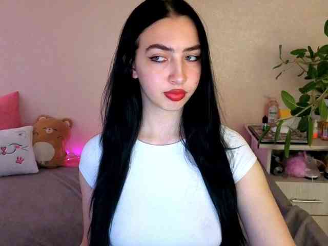 WildKittenX webcam