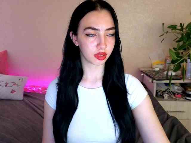 WildKittenX webcam