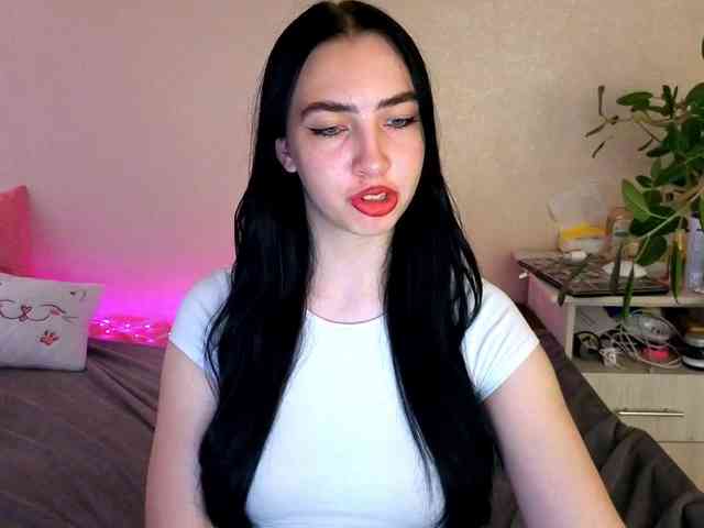 WildKittenX webcam